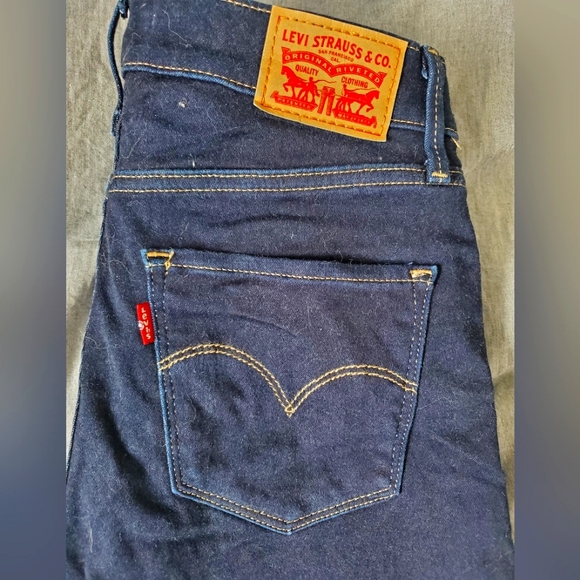 Levis jeans - Picture 1 of 3